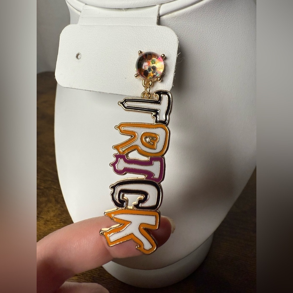 Halloween TRICK Orange Purple and Black Single Earring - Picture 3 of 7